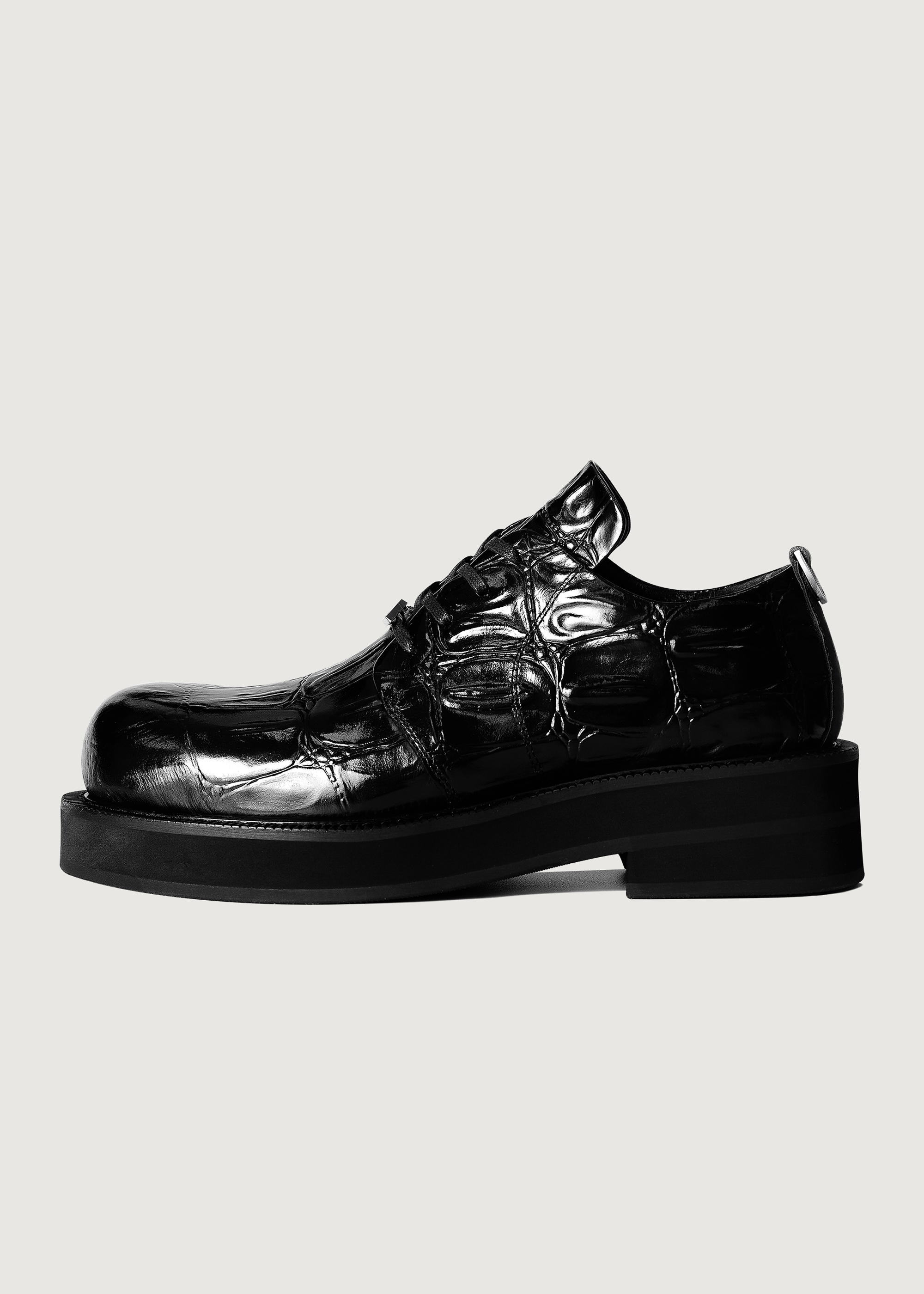 Derby shoes crocodile-print thick-soled Black