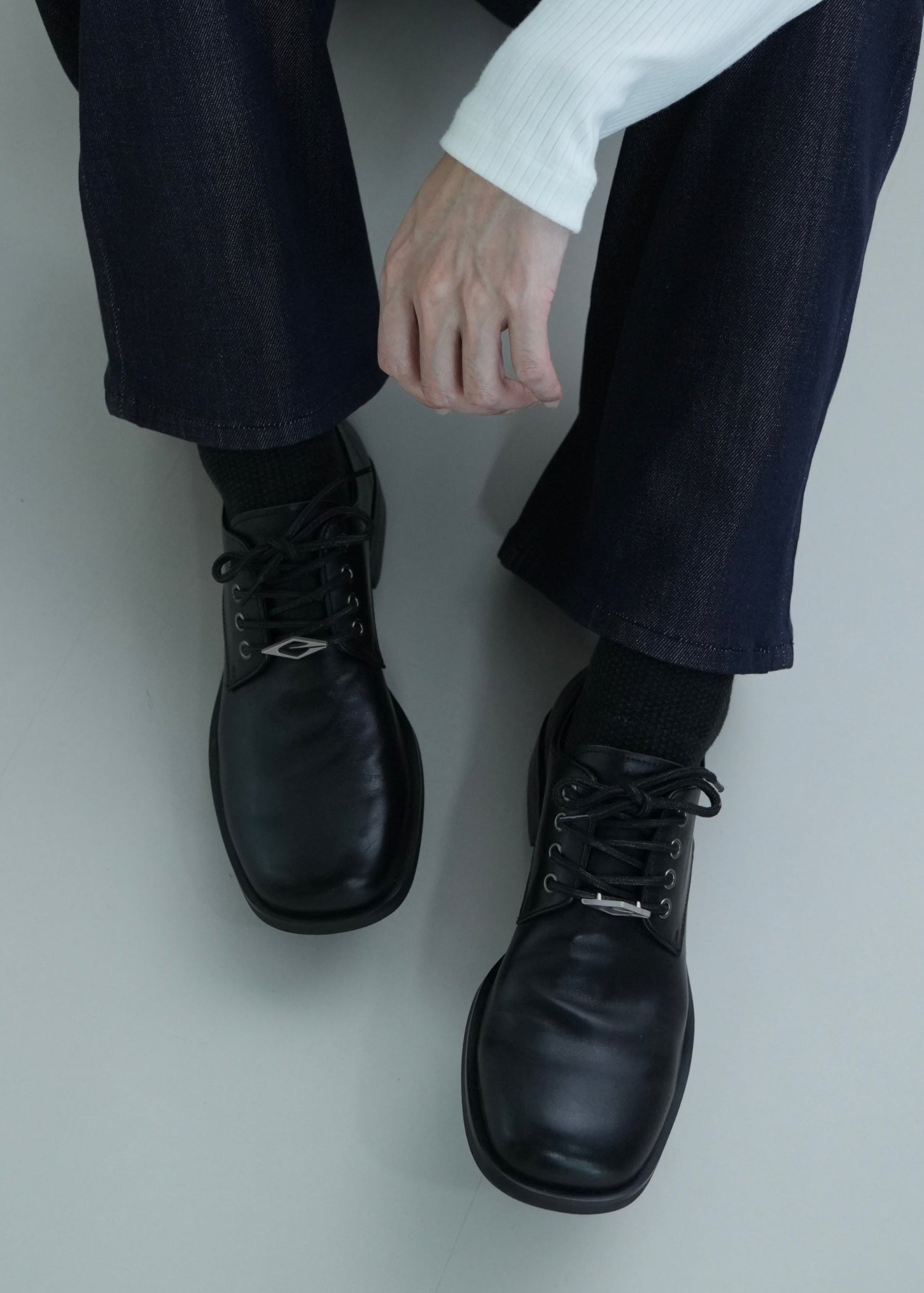 Ledger Leather Derby Shoes Black