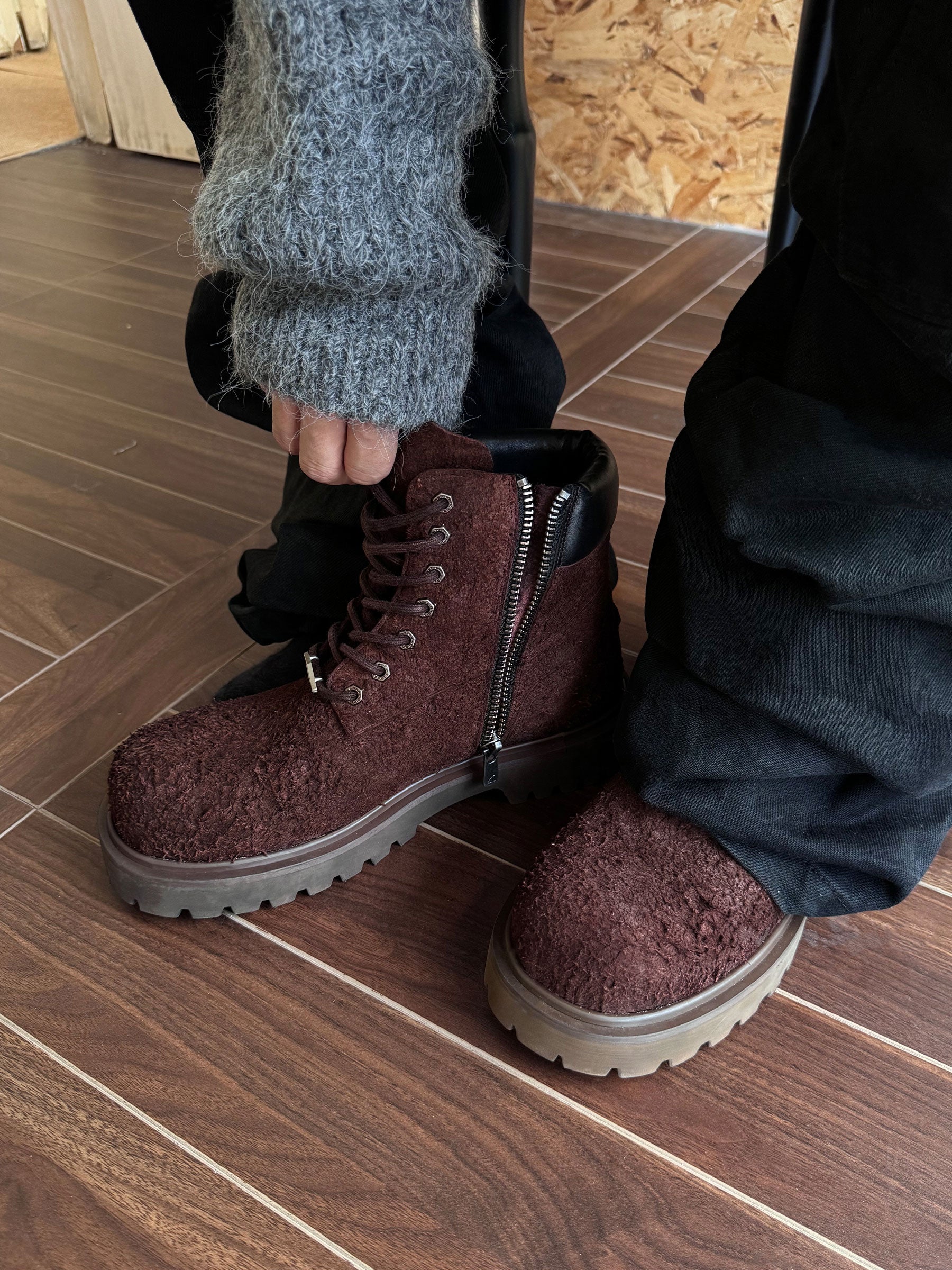 Suede Workwear Boots Brownish Red