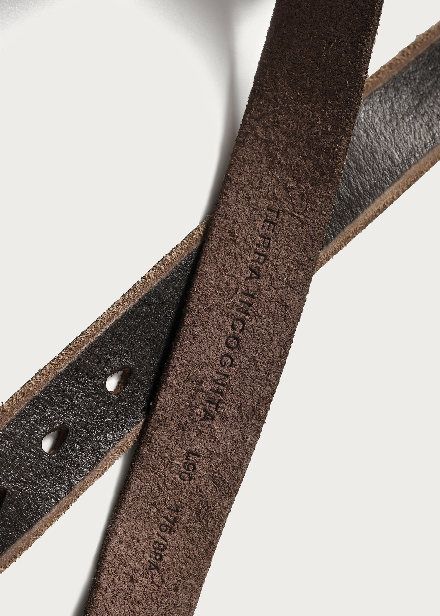 TERRA Hand-Rubbed Cowhide Belt