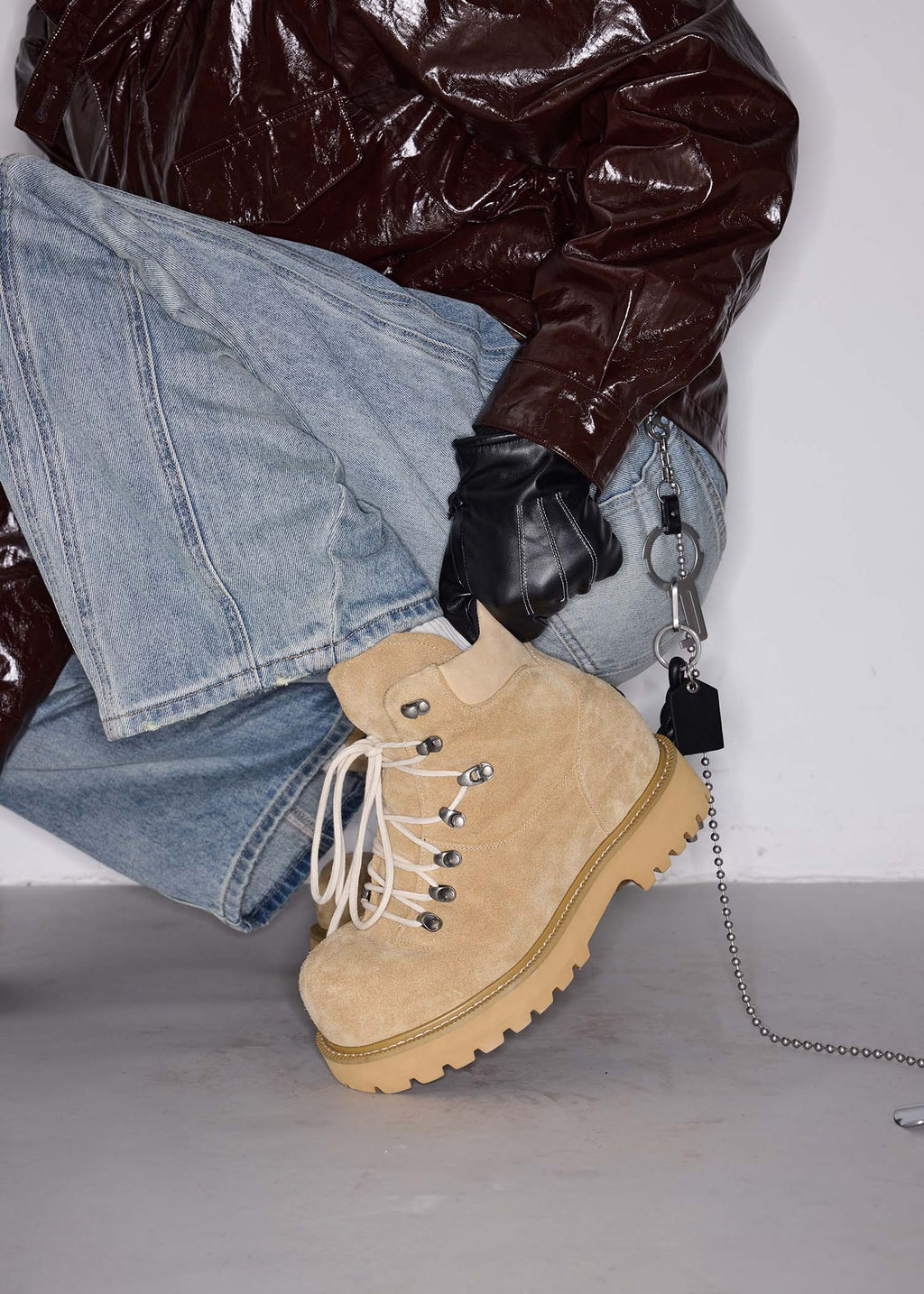 Work-Style Suede Boots Khaki