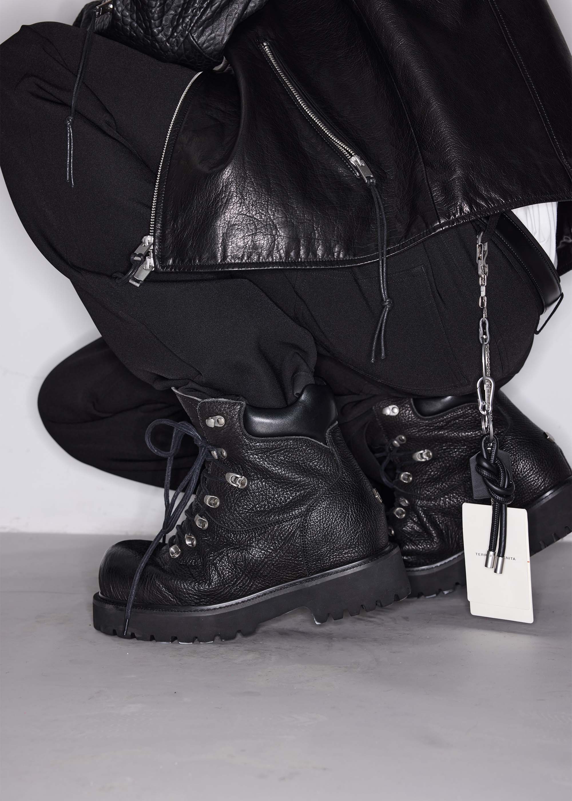 Hiking Work Style Fashion boots Black