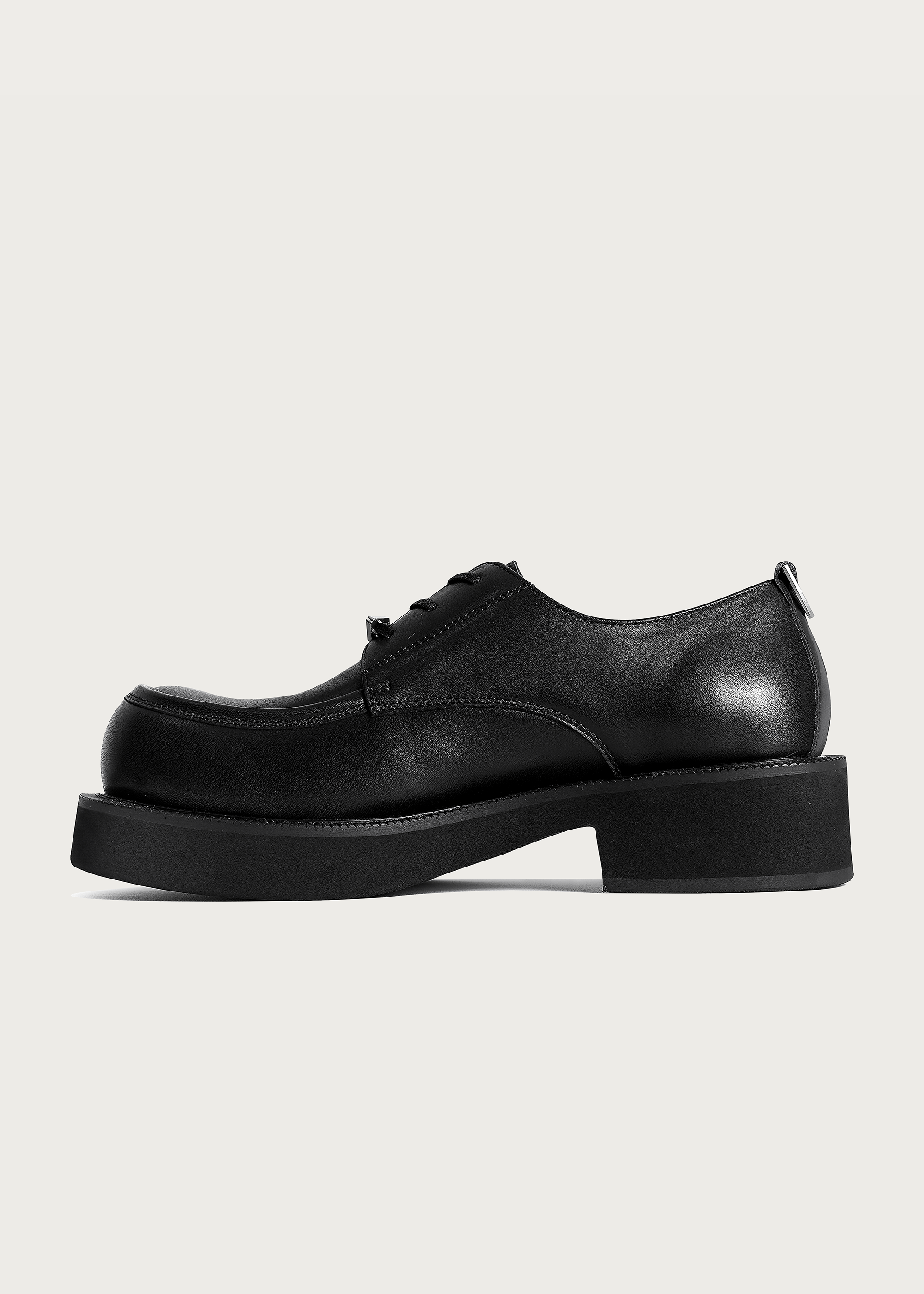 Derby shoes Round-toe Thick sole Obsidian black