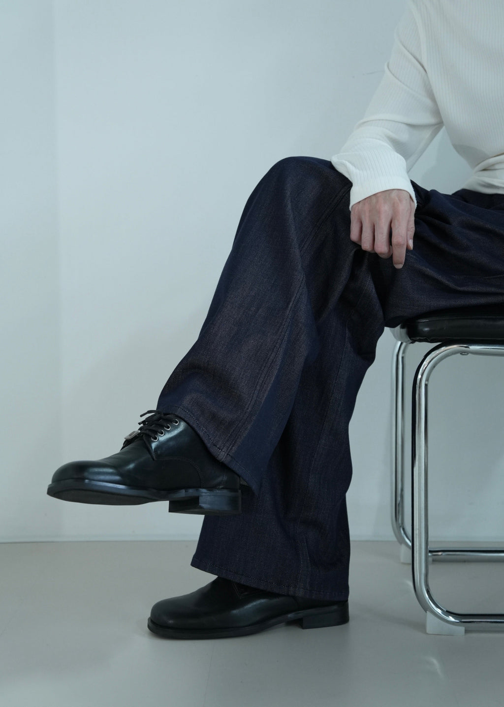Ledger Leather Derby Shoes Black