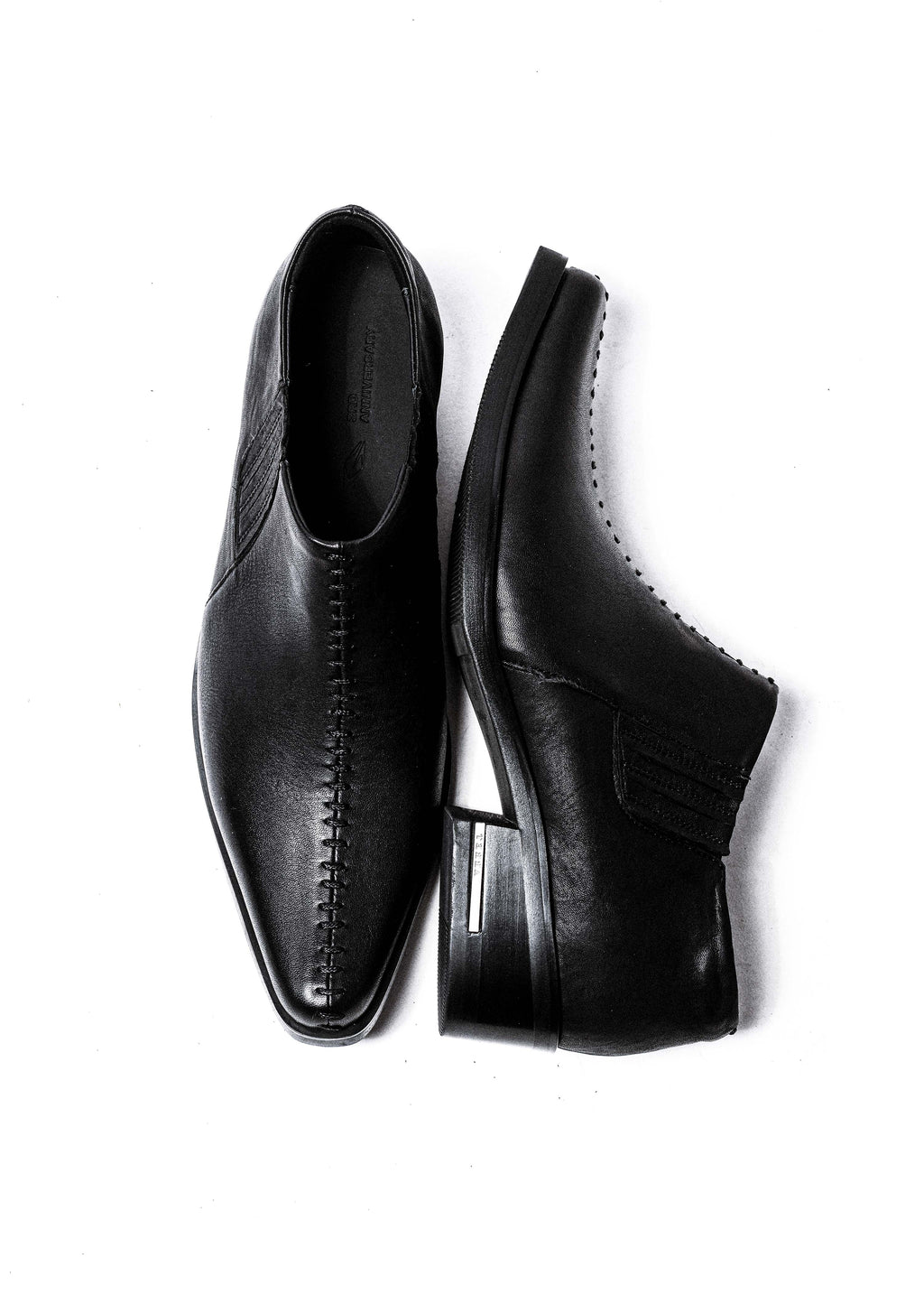 Front Stitch Leather Boots Black