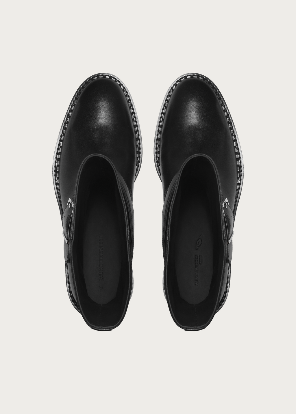 Wood-Grain Heel Ankle Boots Black