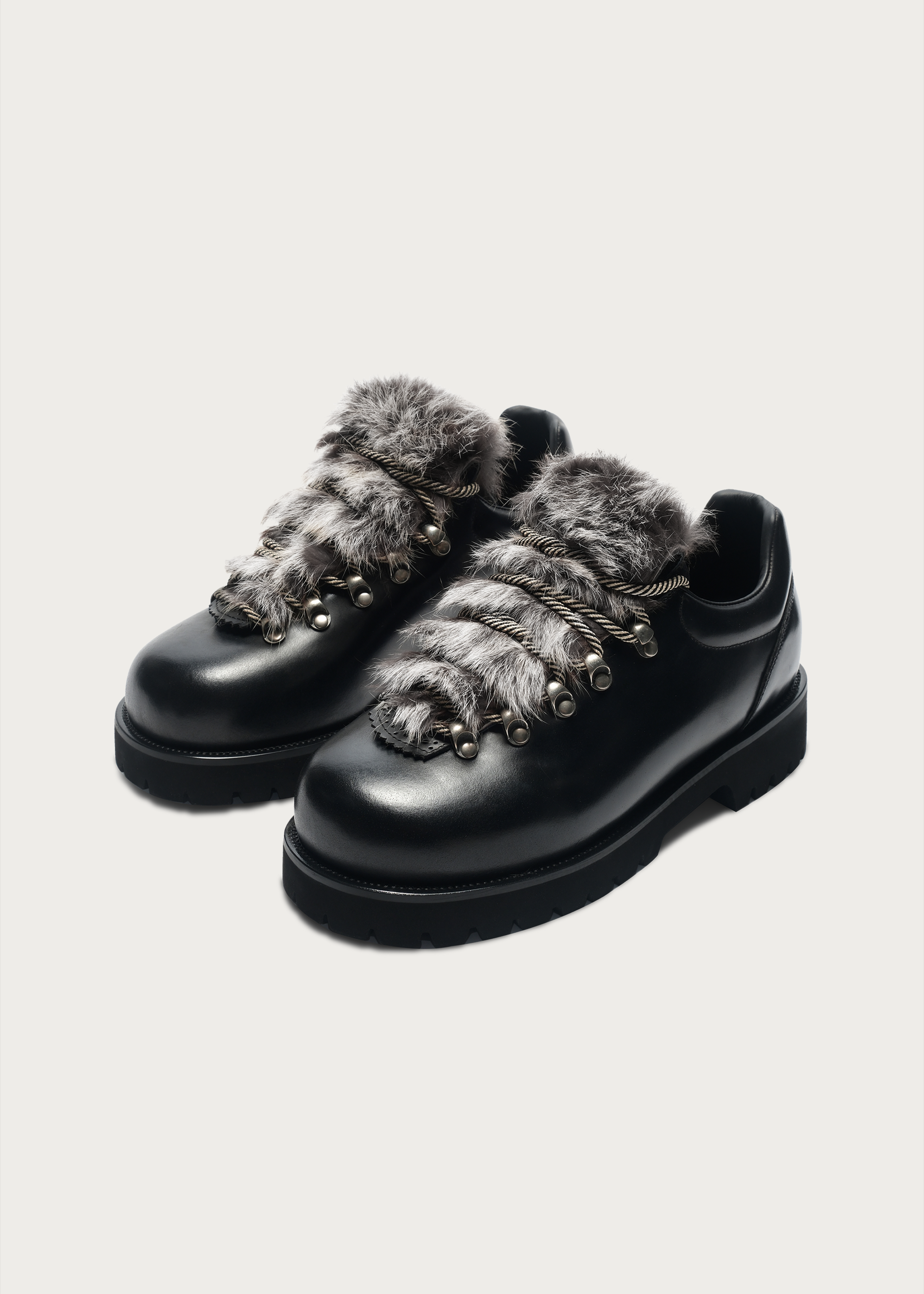 Rover Outdoor-Inspired Leather Sneakers Black