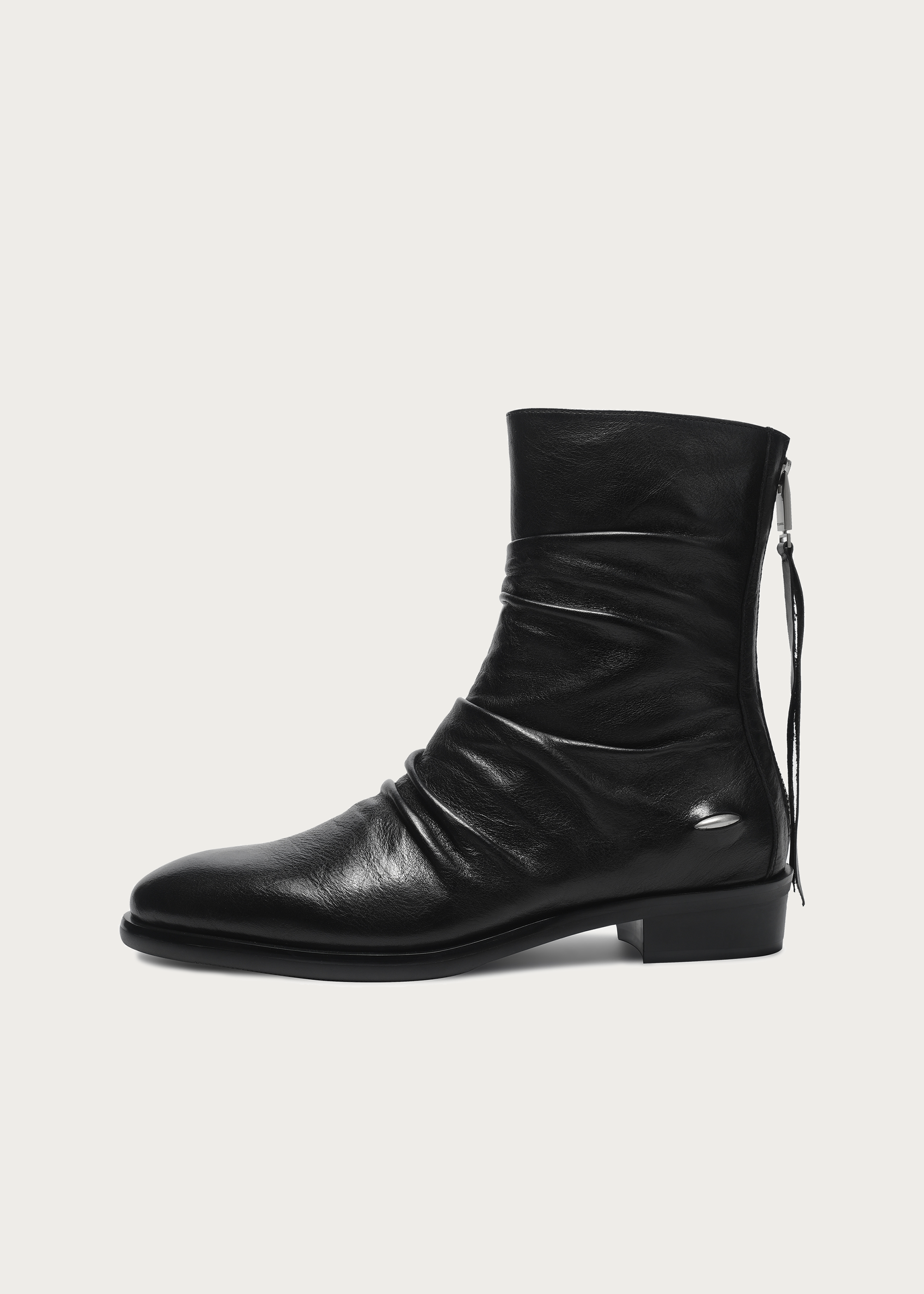 Riven Full-Grain Horsehide Ankle Boots Black