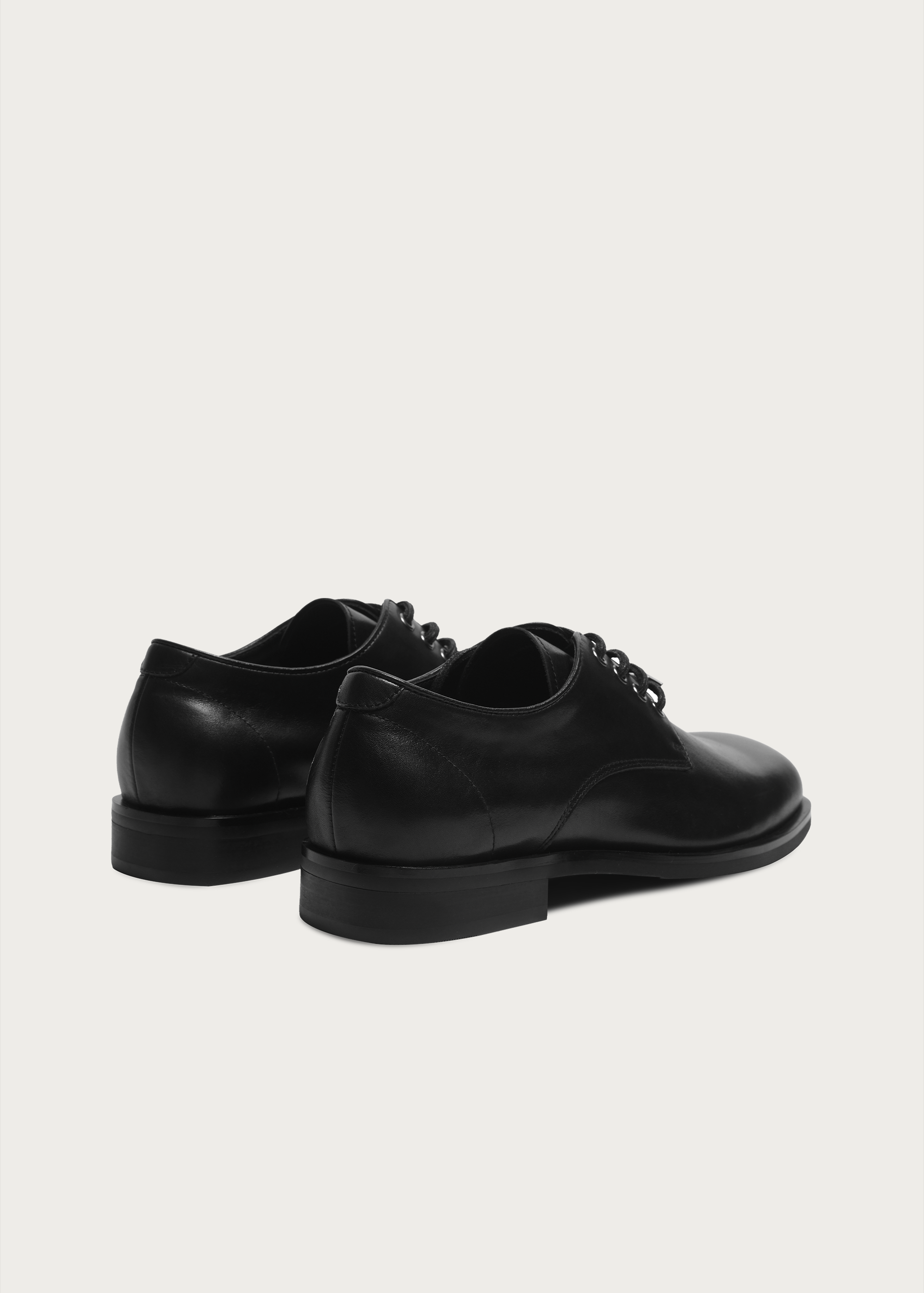 Ledger Leather Derby Shoes Black