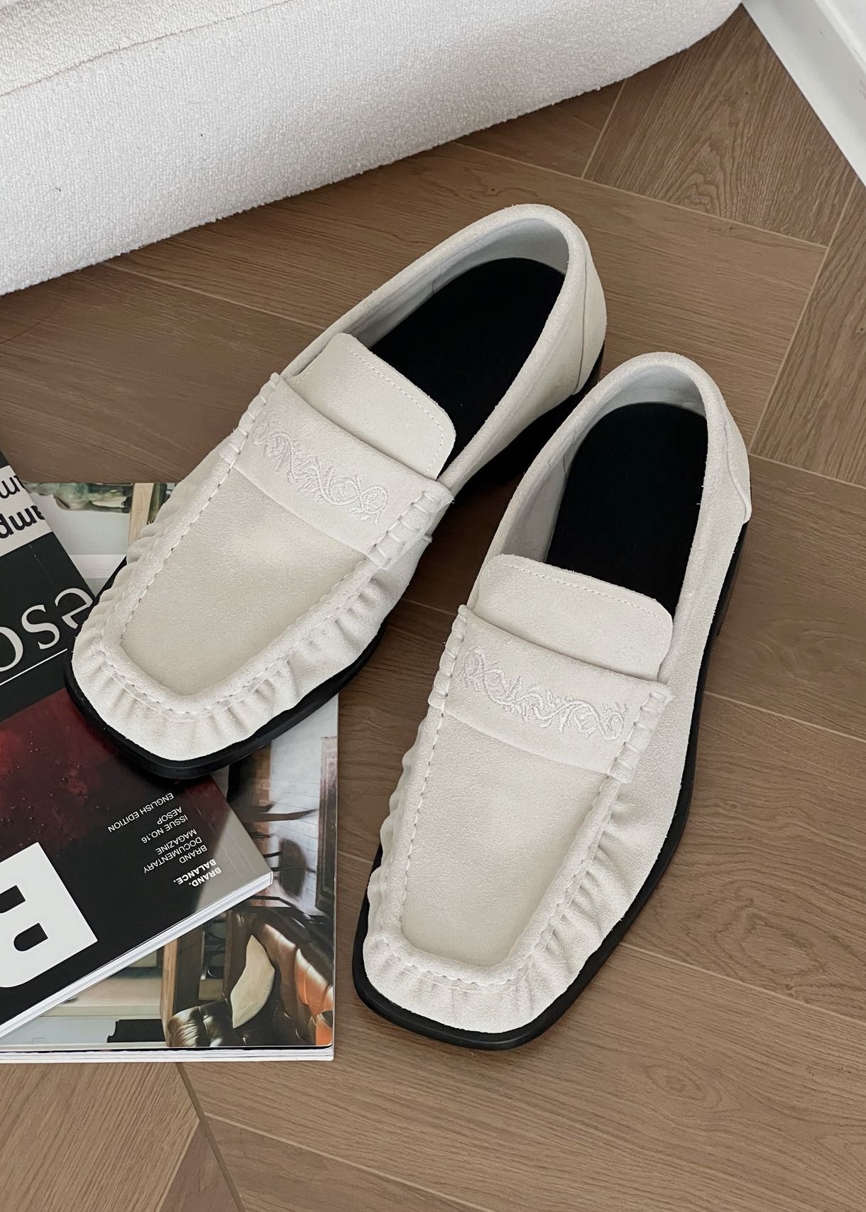Square-Toe Vine-Engraved Loafers White