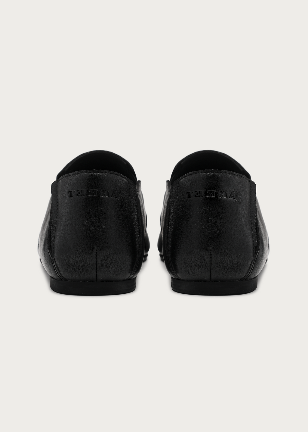 Nomad Slip-On Leather Loafers Black