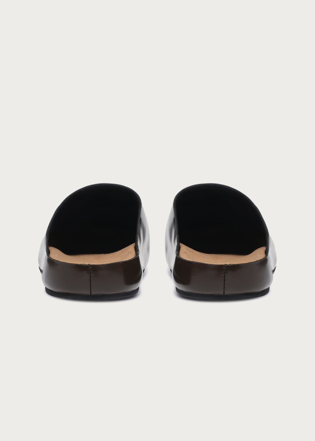 Star Emblem 3.0 Glossy Leather Clogs Brown