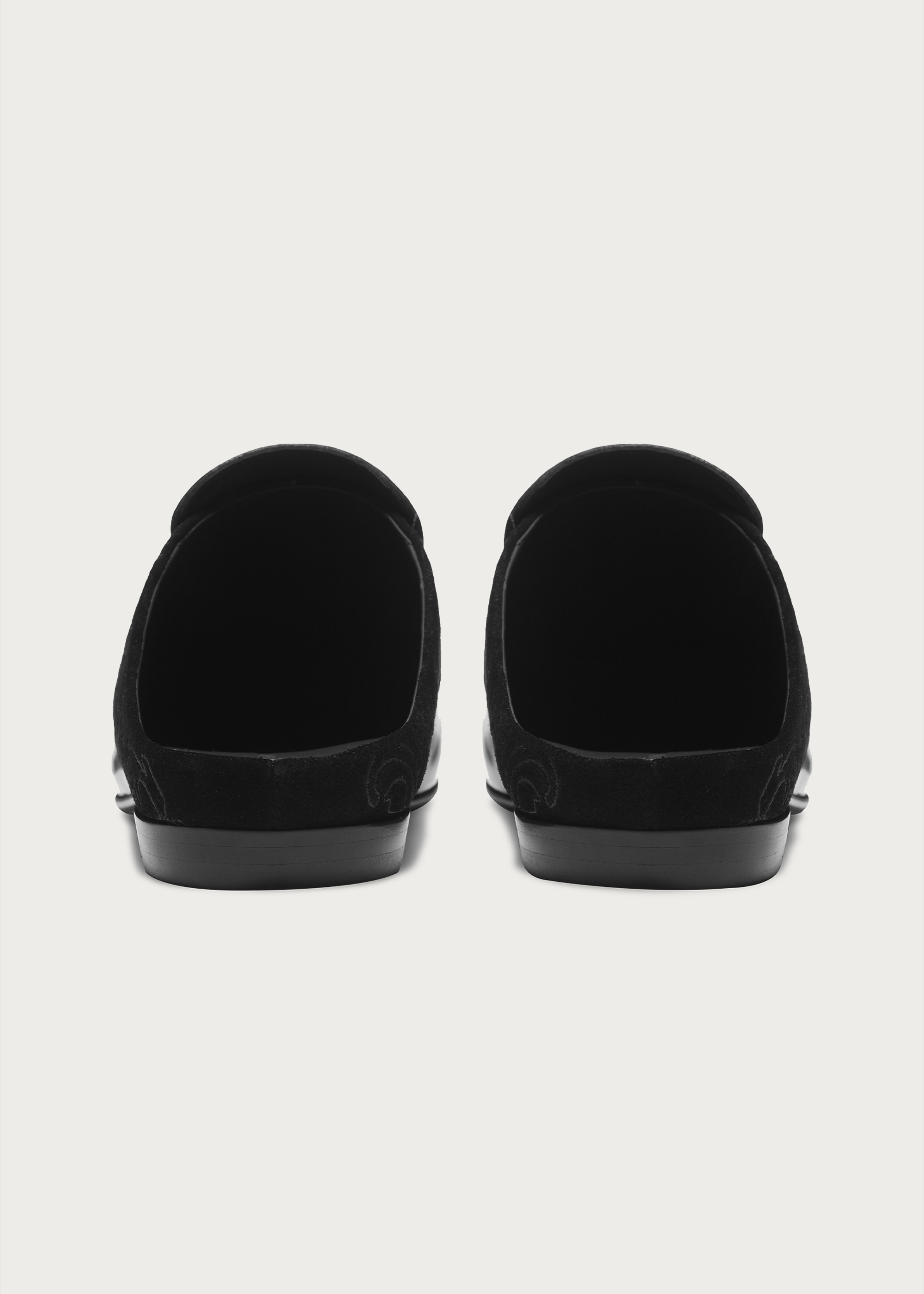 Mules Flower-patterned Pointed Black