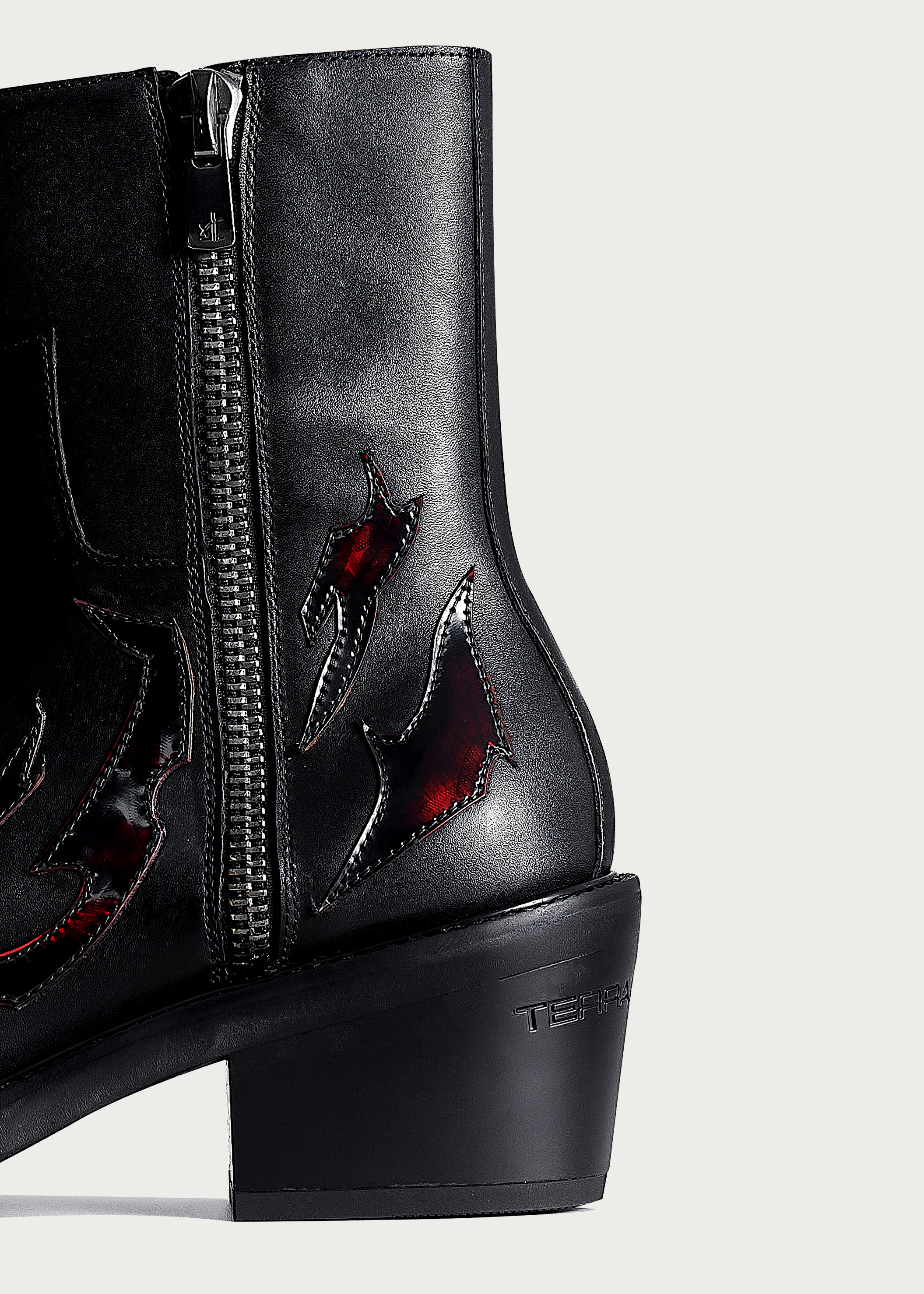 Chelsea boots Square-toe Black and Red-Flame-pattern