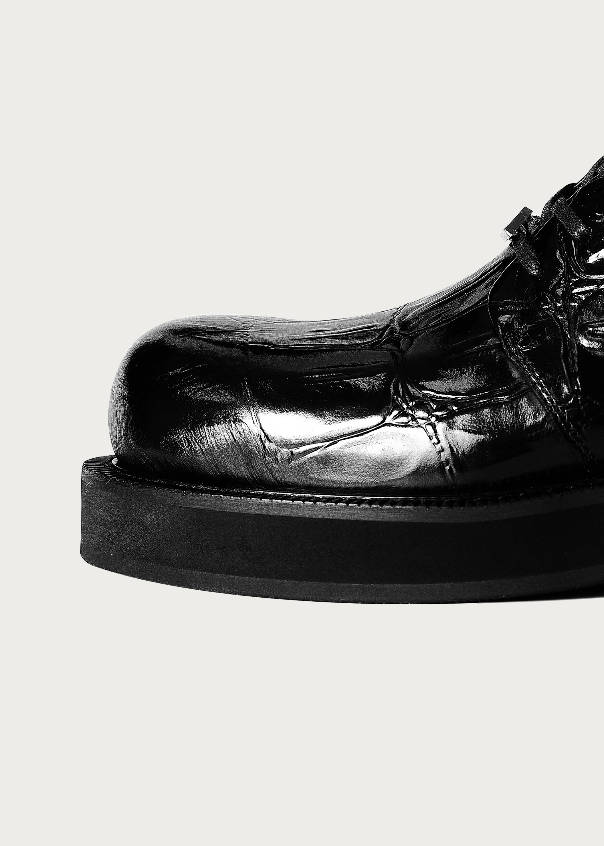 Derby shoes crocodile-print thick-soled Black