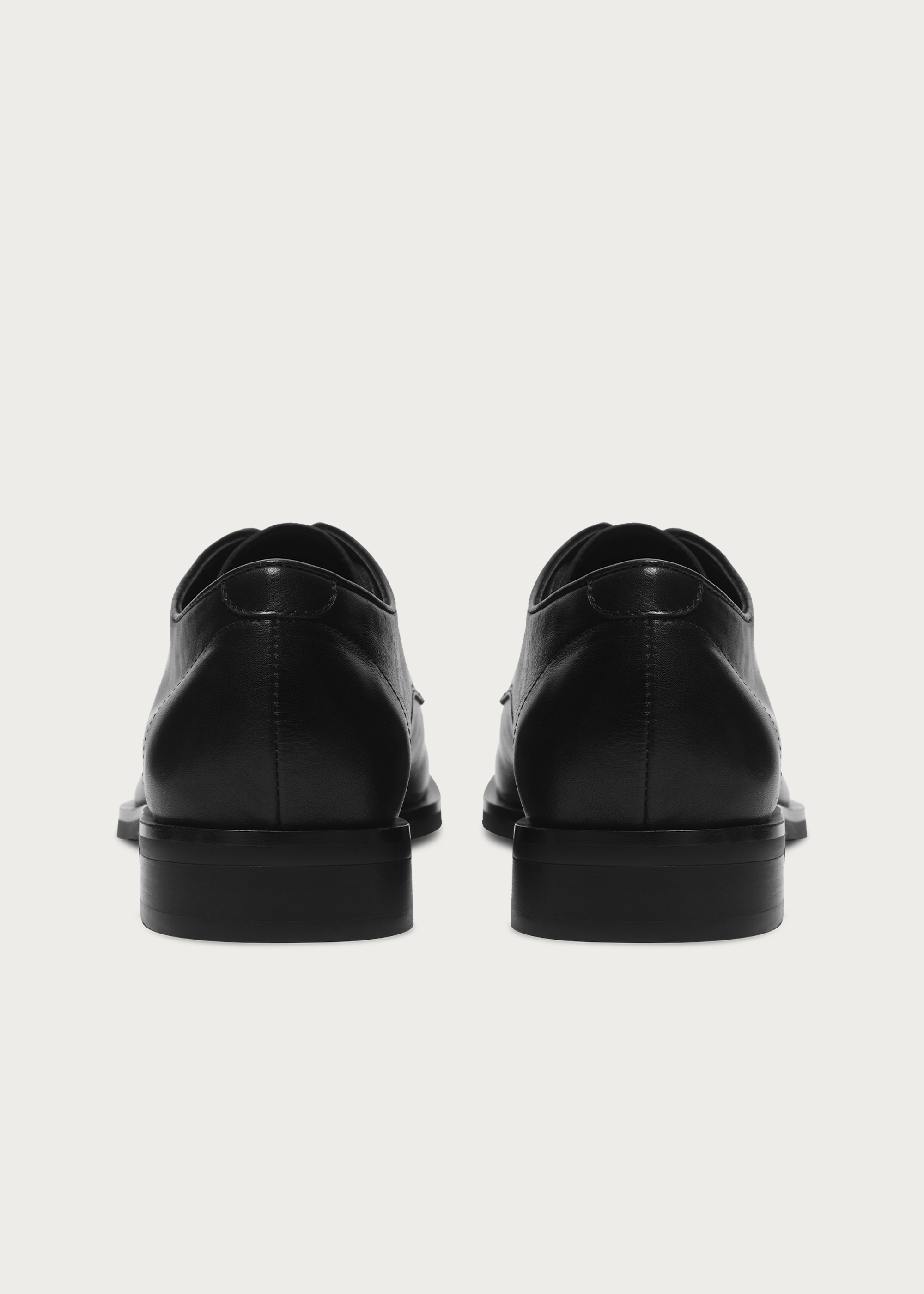 Ledger Leather Derby Shoes Black