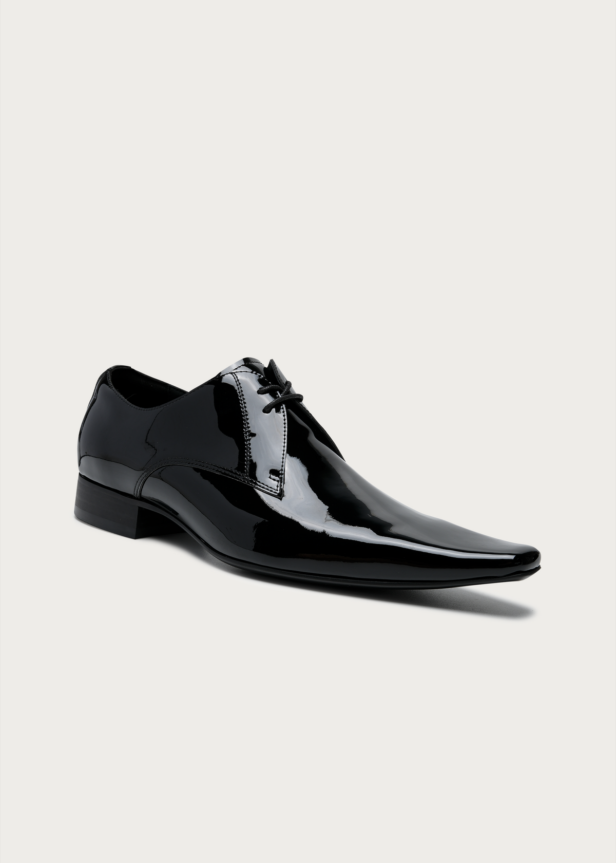 Veyl Chisel-Toe Patent Leather Derby Shoes