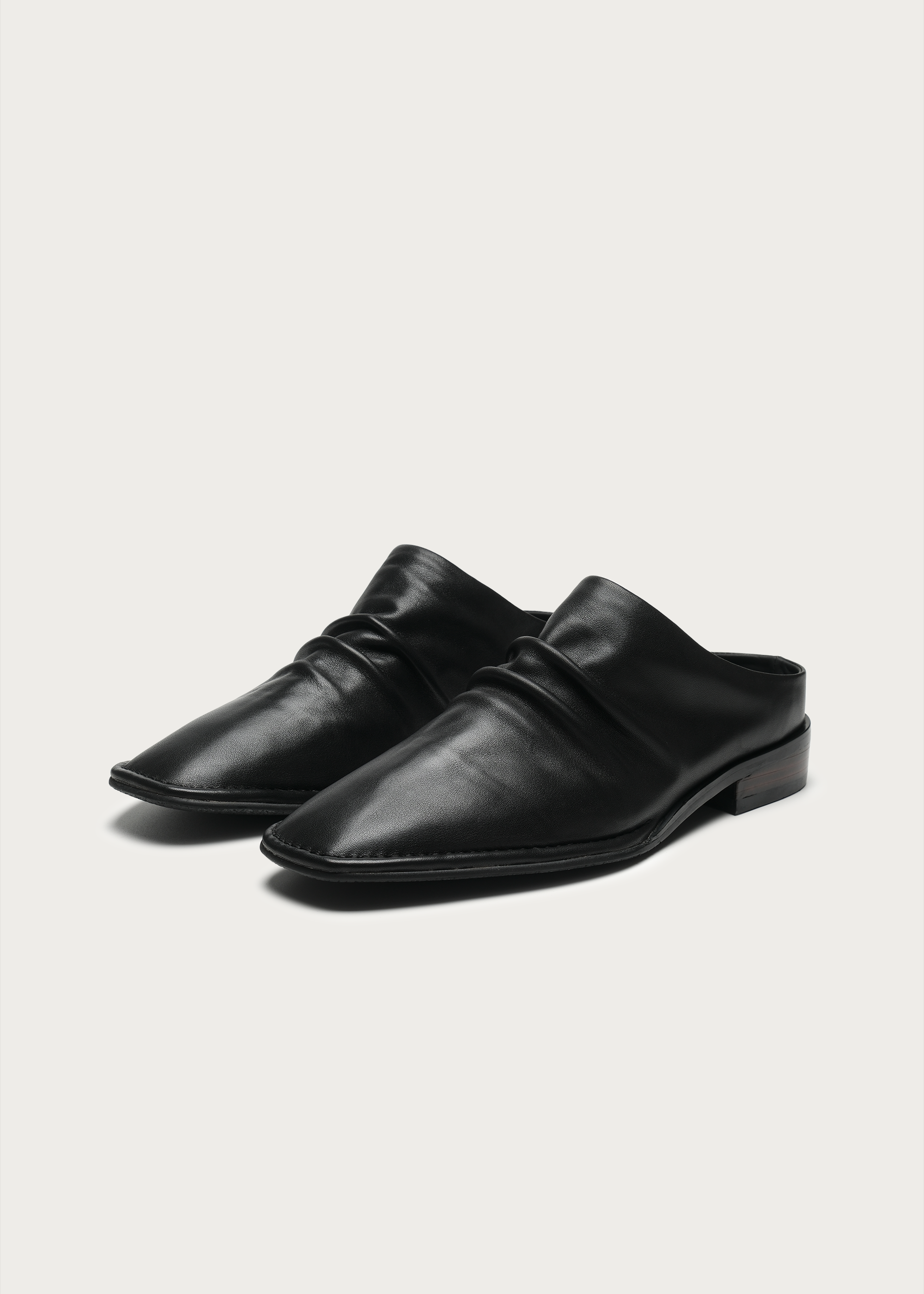 Wrinkle Mules