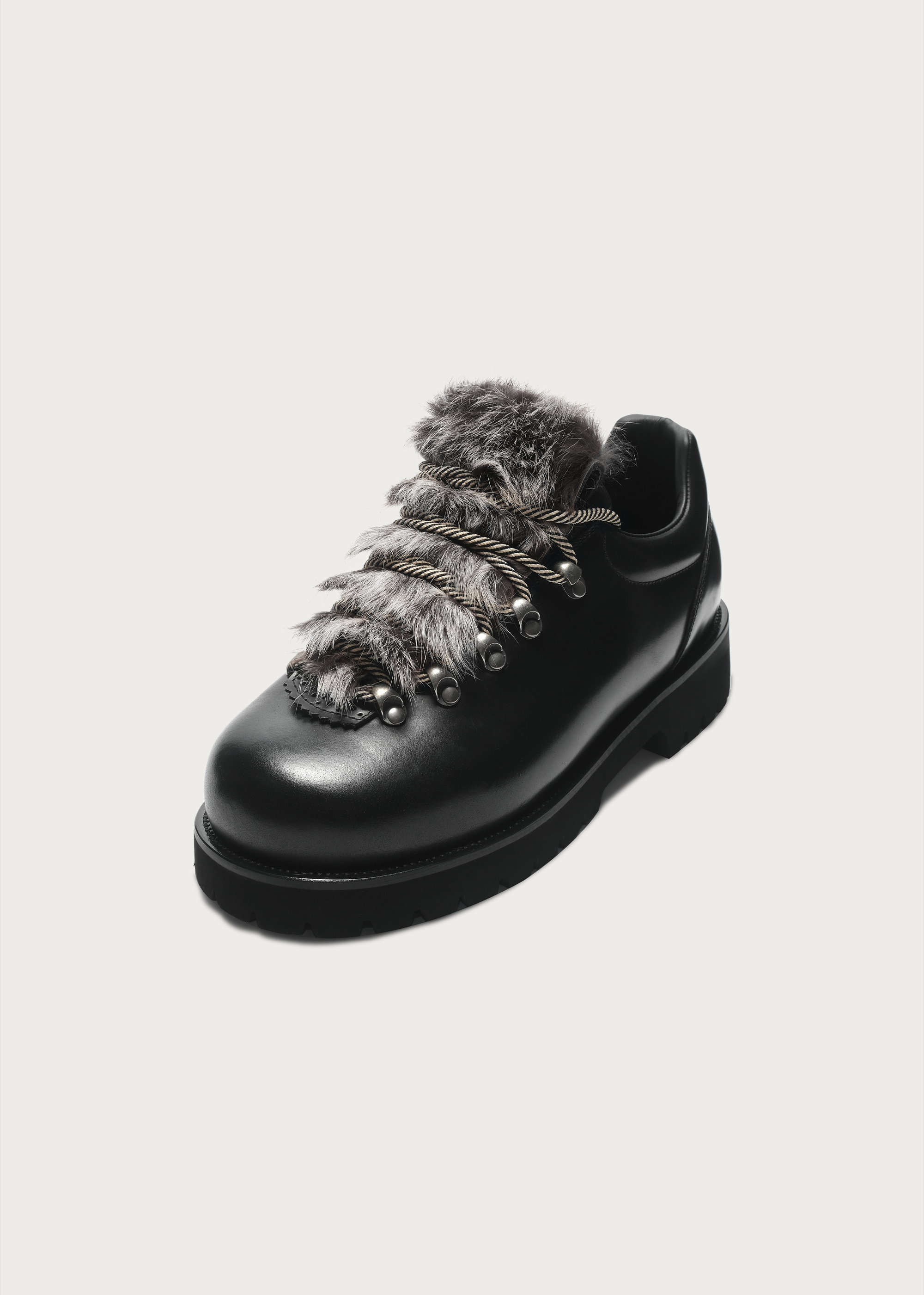 Rover Outdoor-Inspired Leather Sneakers Black
