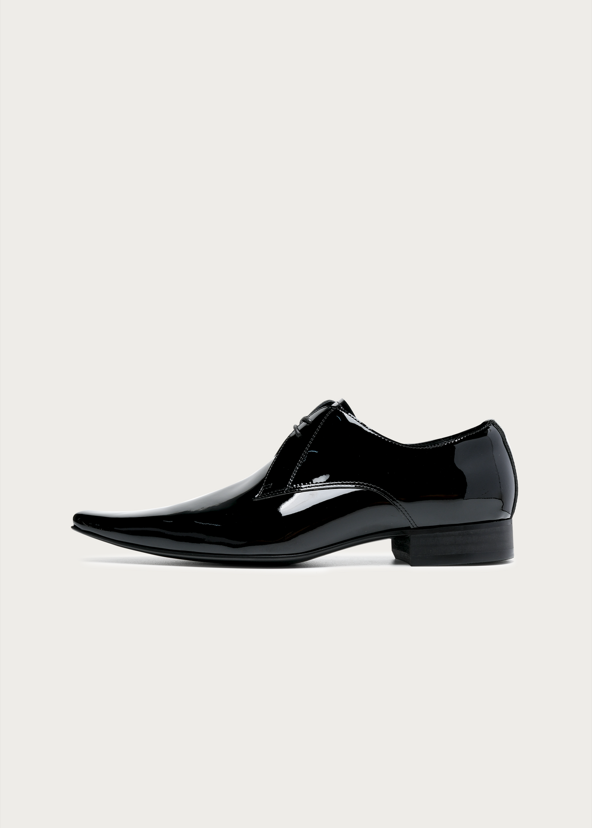 Veyl Chisel-Toe Patent Leather Derby Shoes