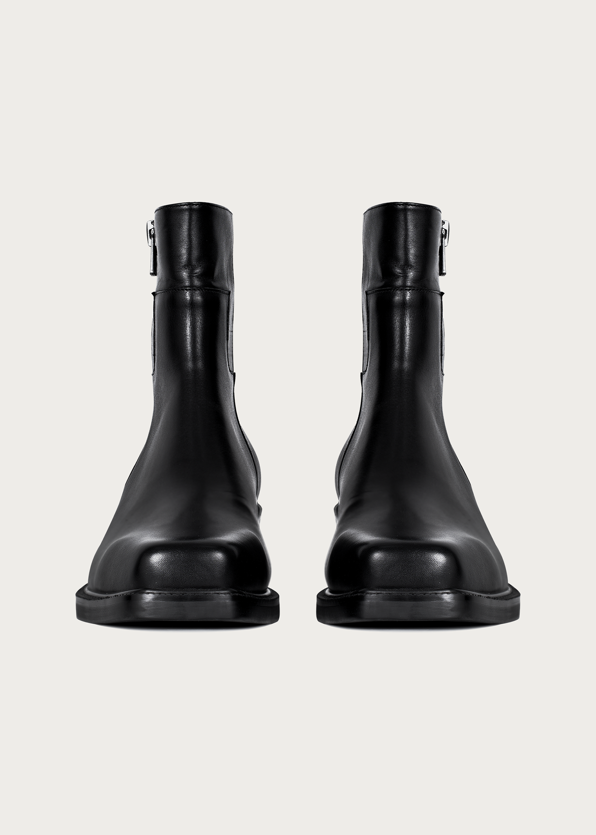Black ankle boots rubber sole detail