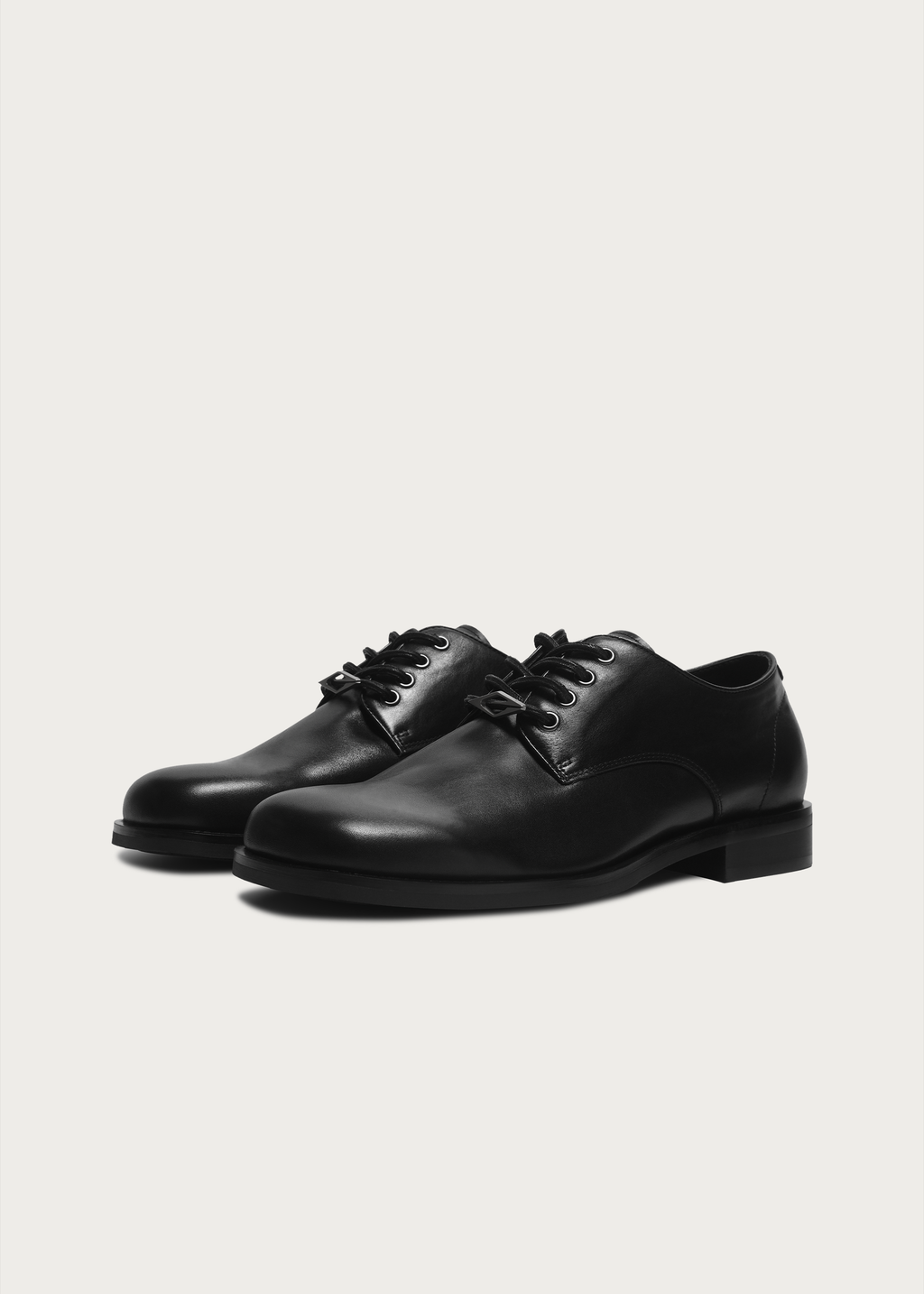 Ledger Leather Derby Shoes Black