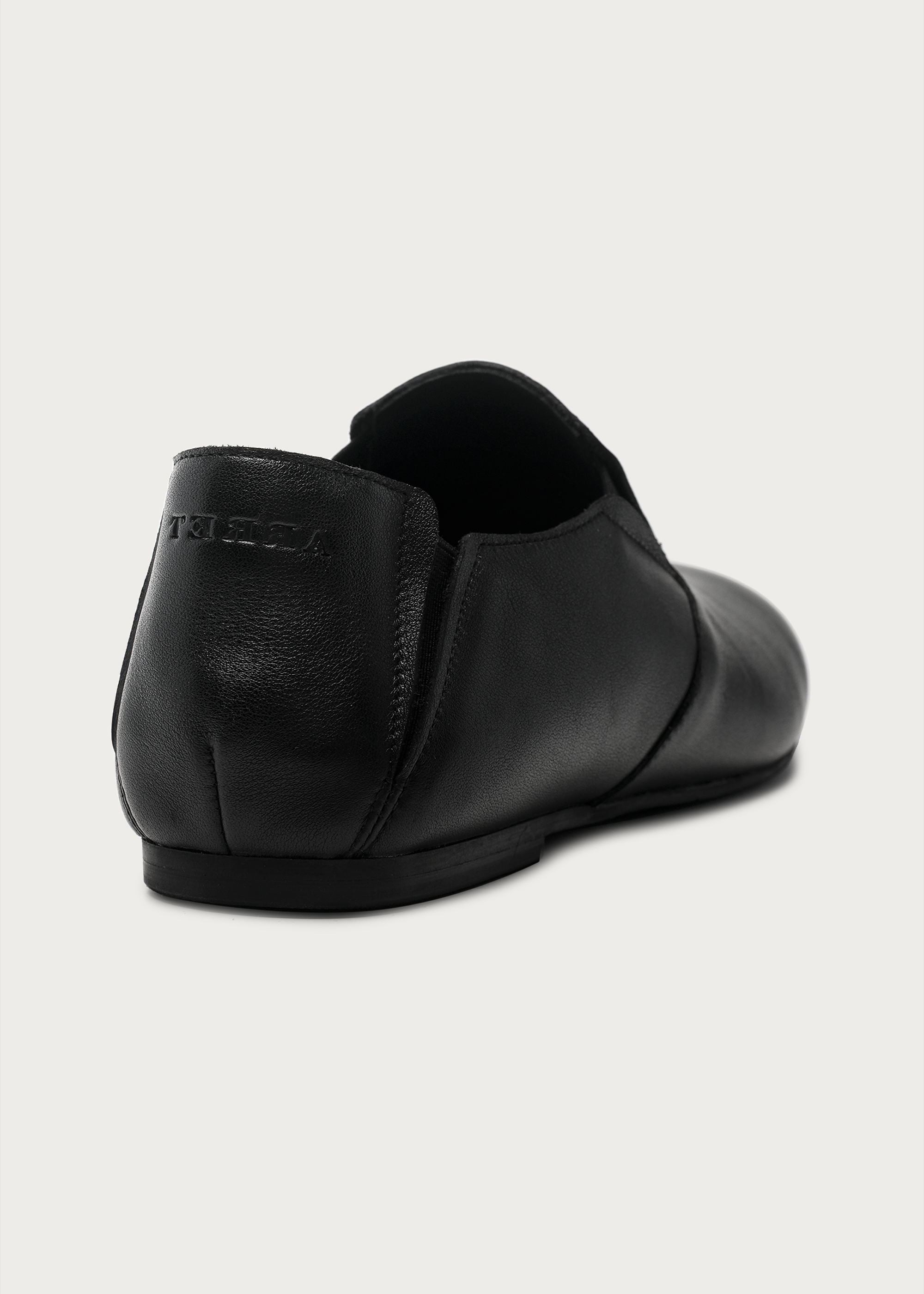 Nomad Slip-On Leather Loafers Black