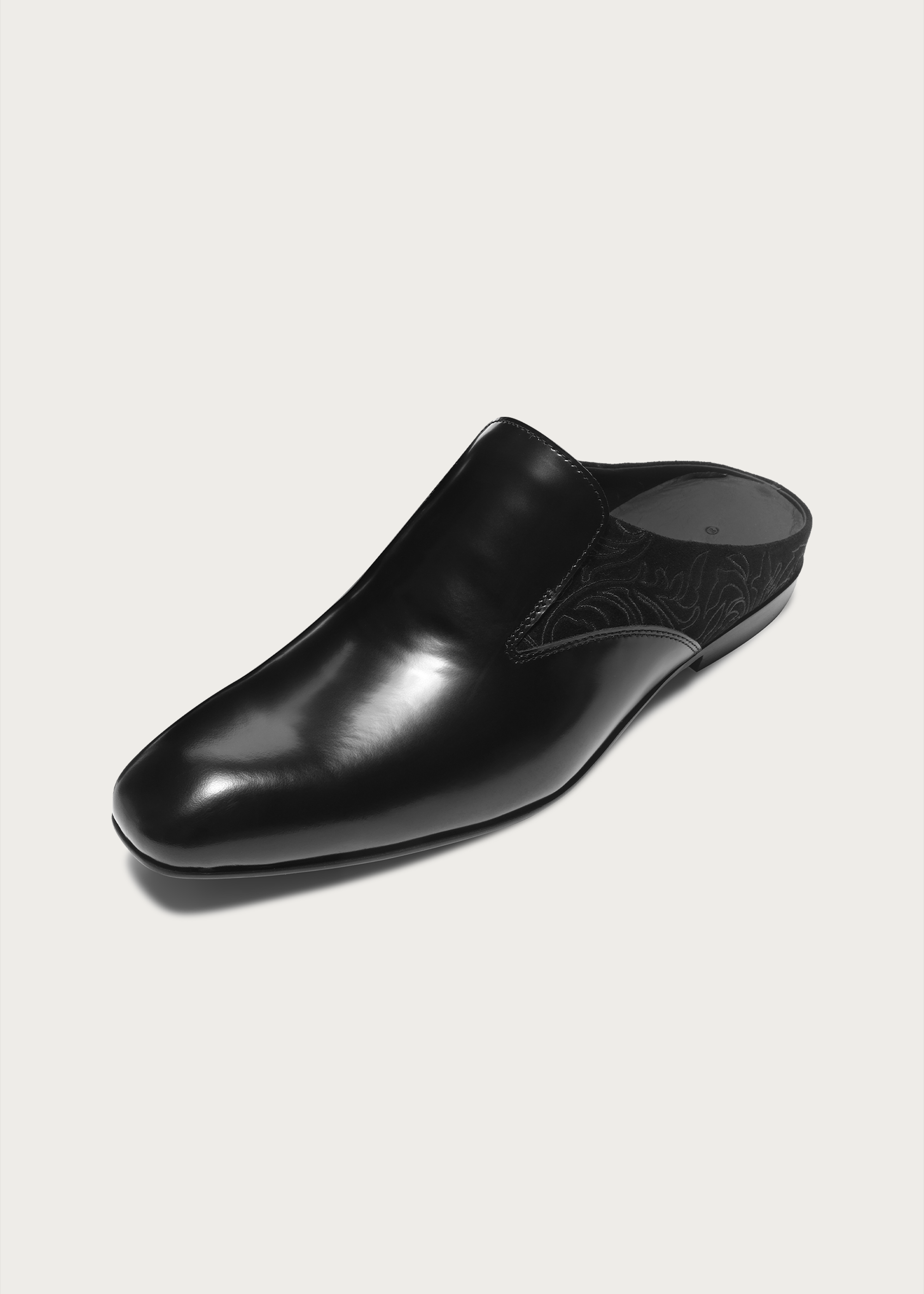 Mules Flower-patterned Pointed Black