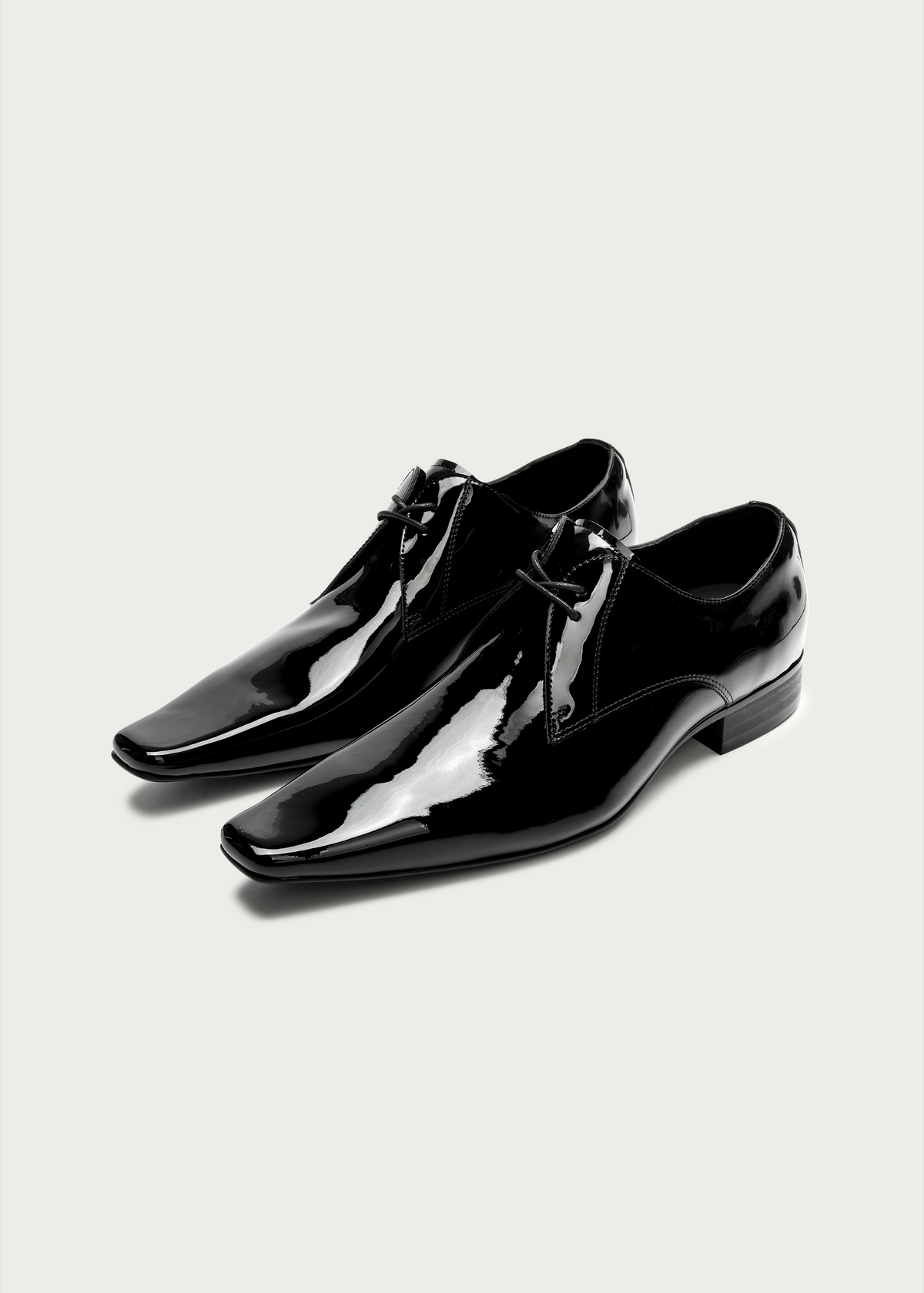 Veyl Chisel-Toe Patent Leather Derby Shoes