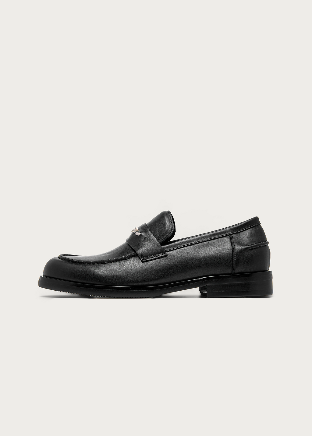 Serein Leather Loafers Black