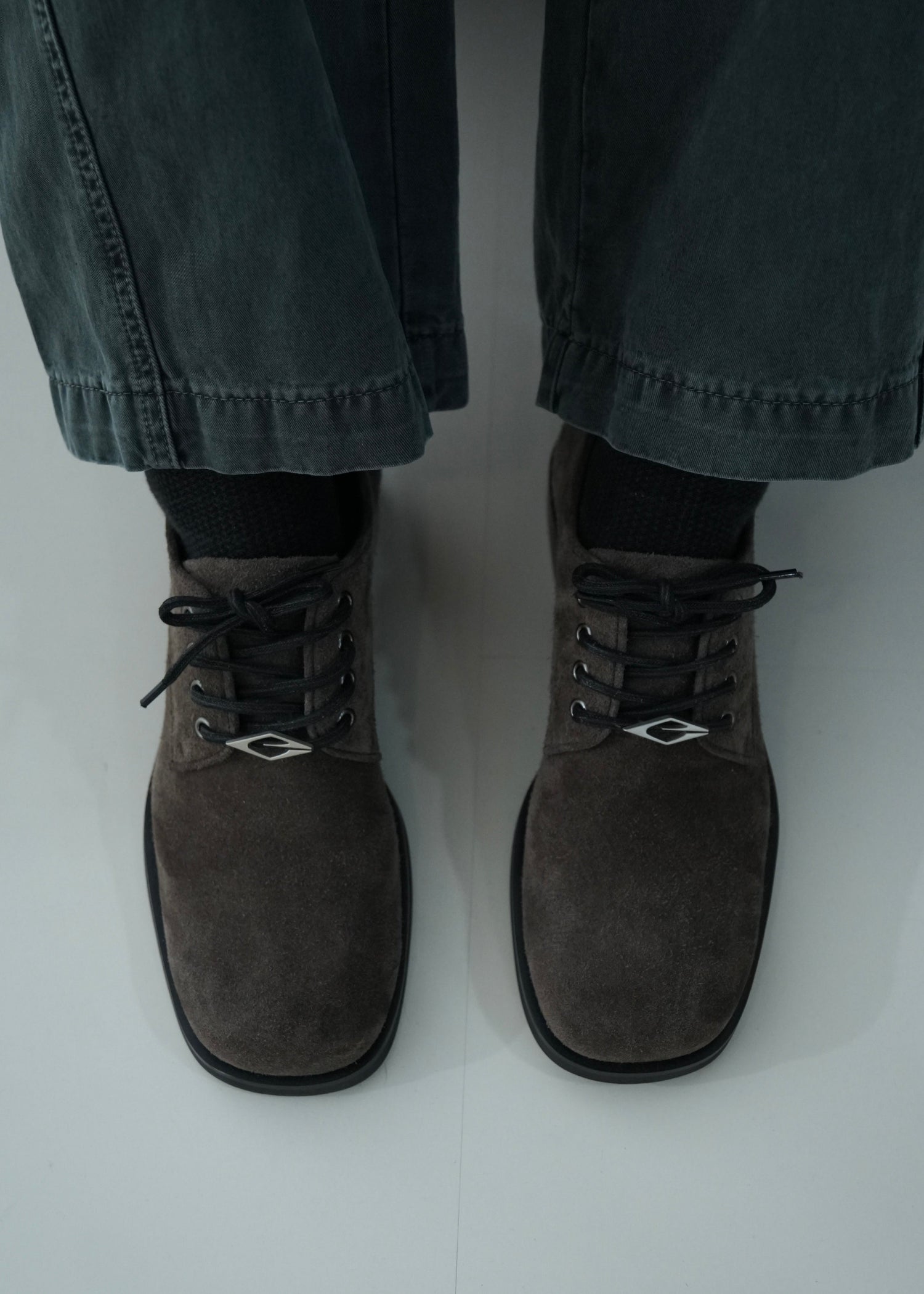 Leather Derby shoes Brownish gray