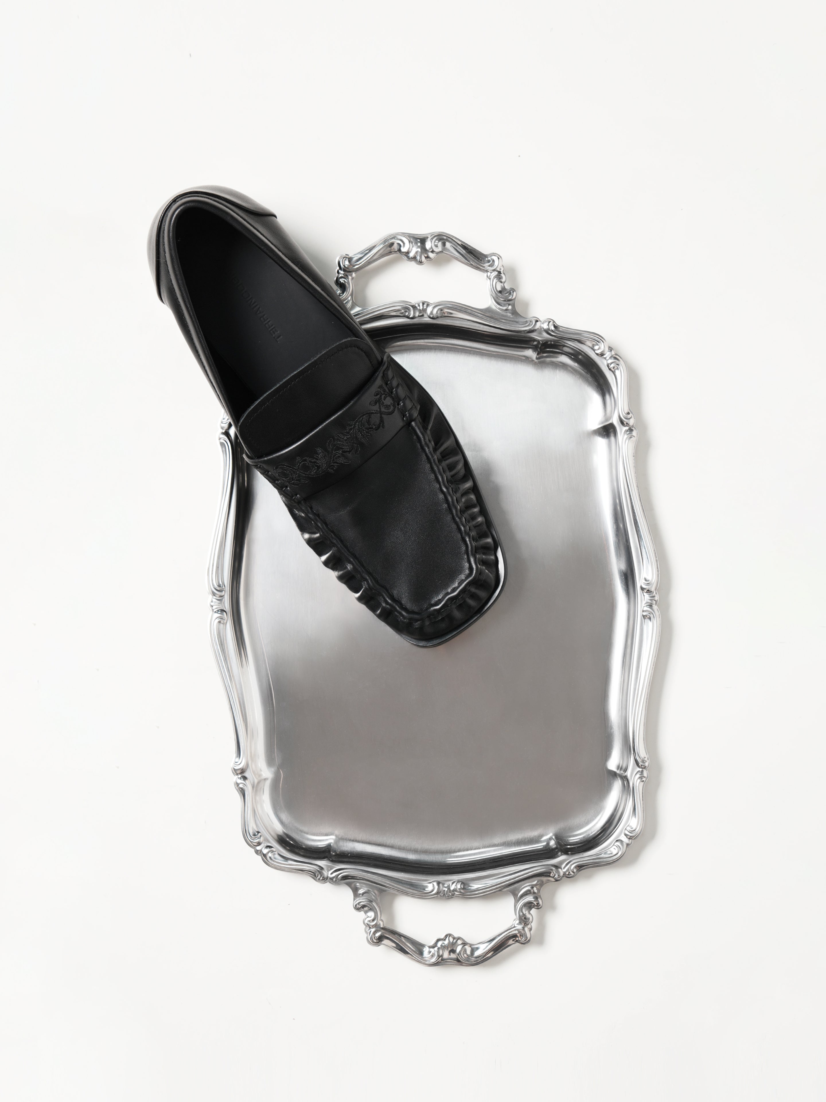 Vine Square-Toe Engraved Leather Loafers Black