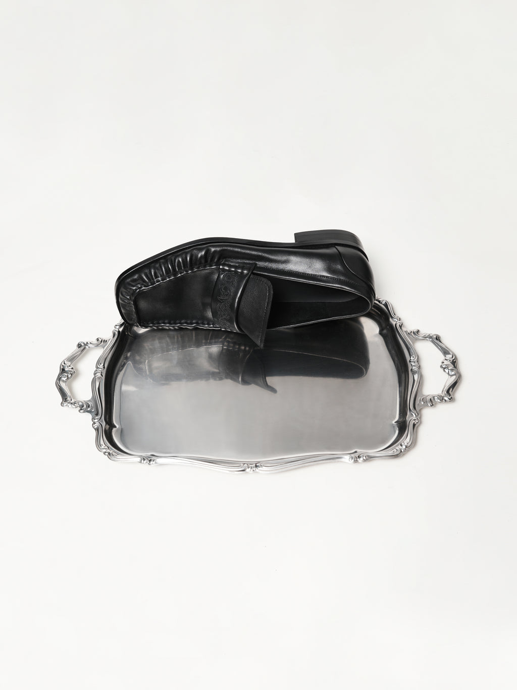 Vine Square-Toe Engraved Leather Loafers Black