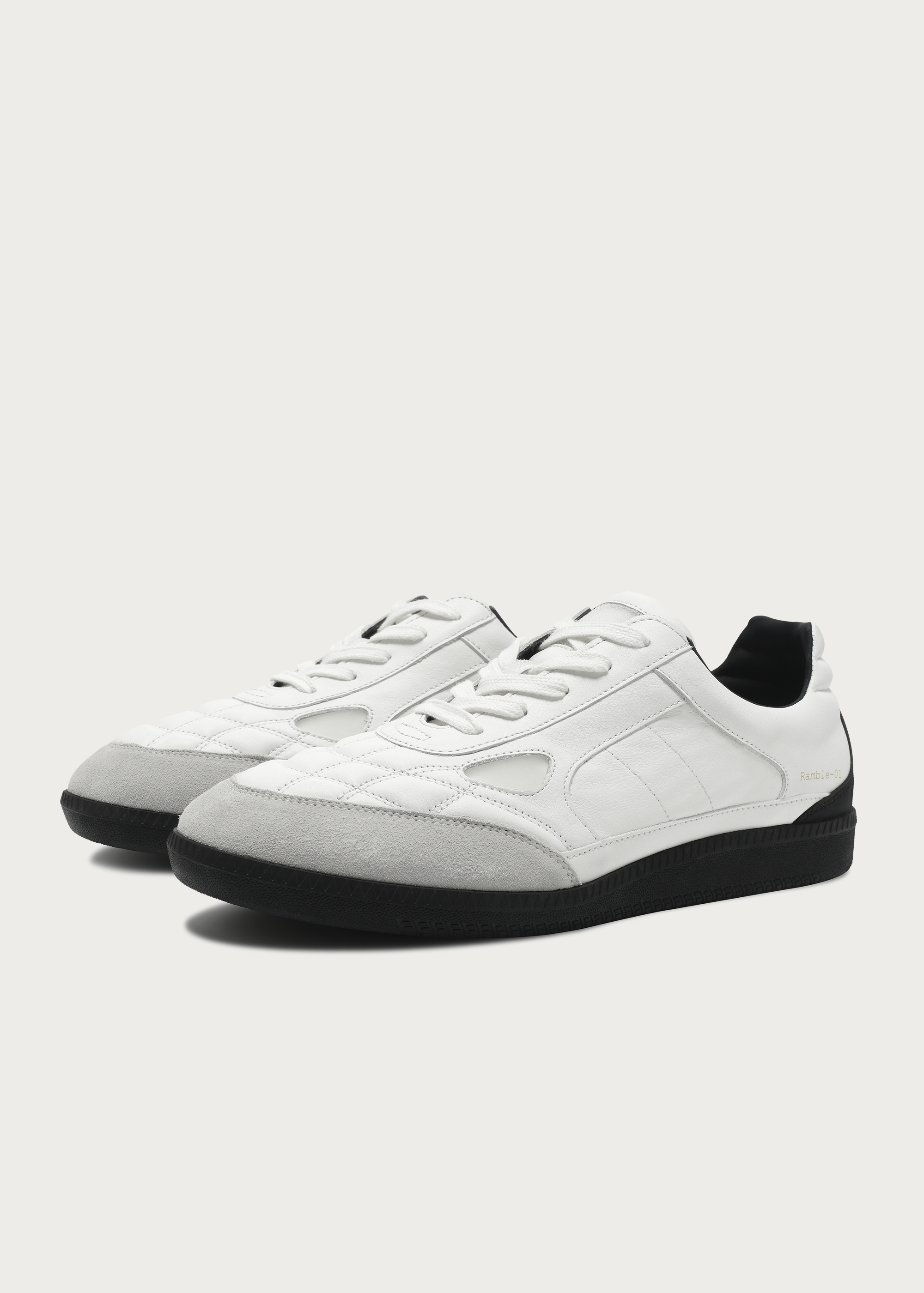 Ramble Empty space white