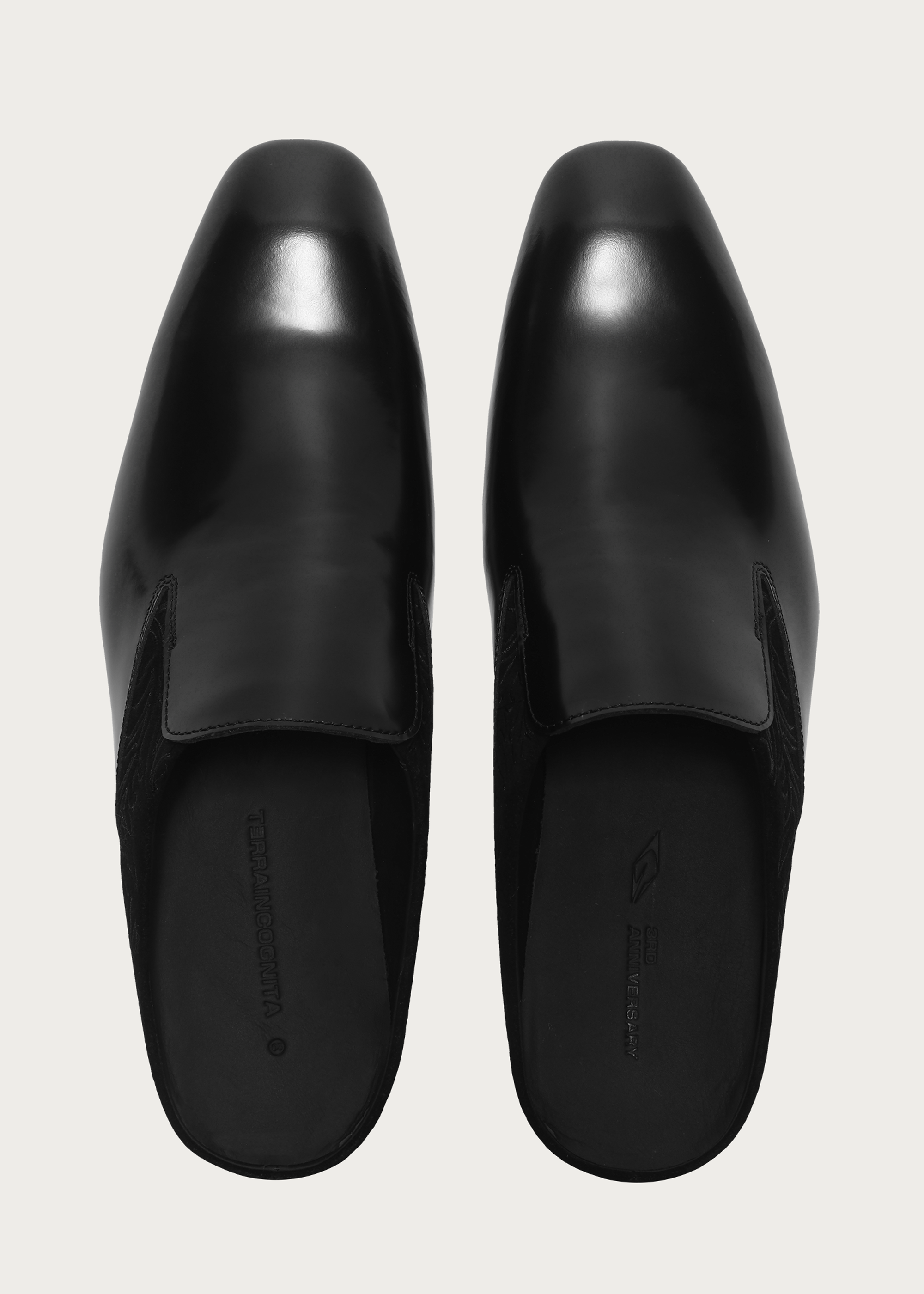 Chelsea Mules Flower-patterned pointed Black