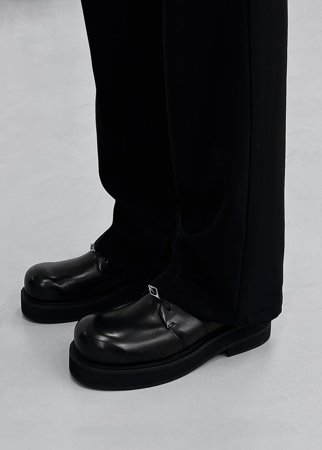 Thick-Soled Leather Derby Shoes Black